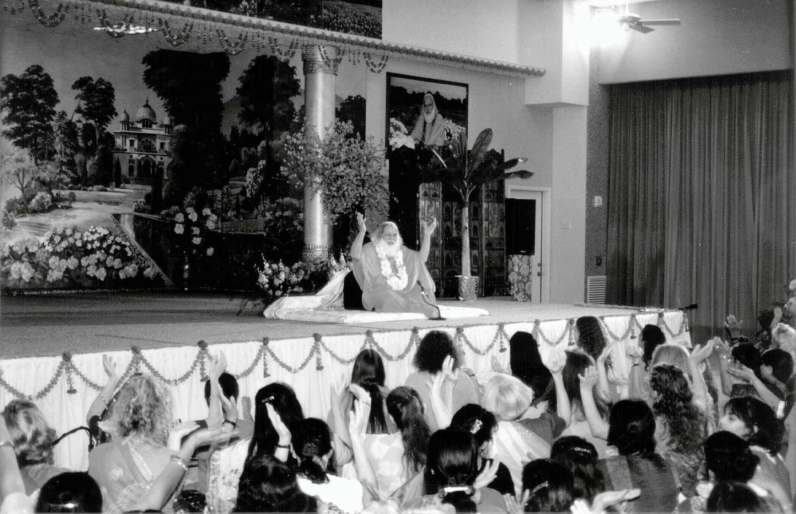 Swami Prakashanand Saraswati Swamiprakashanand.org